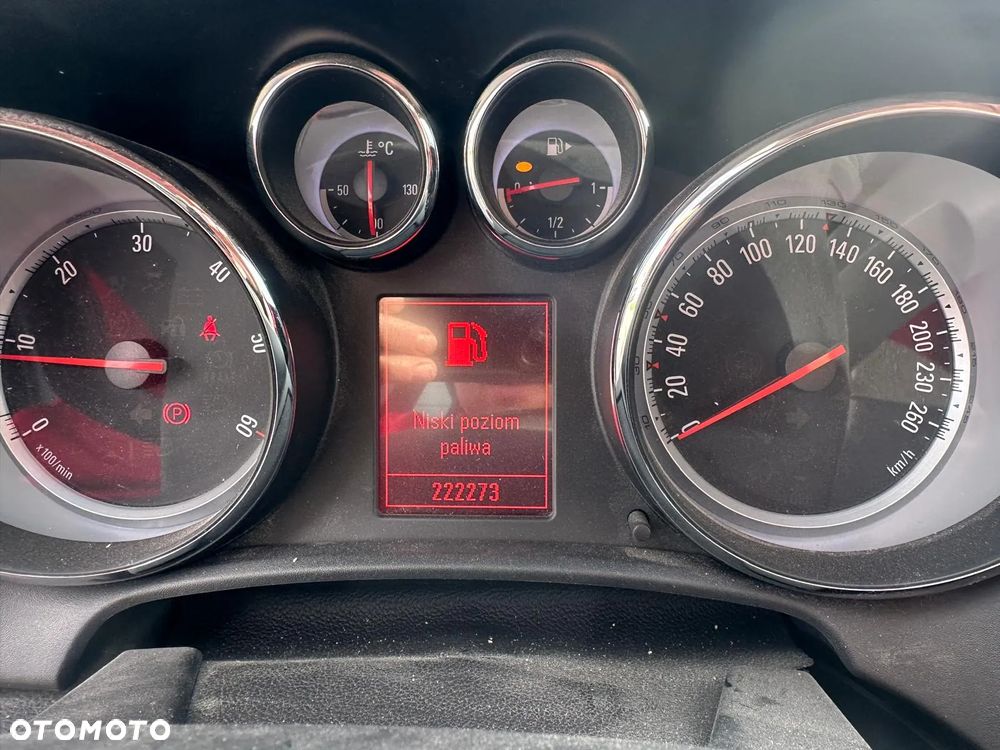 Opel Astra 1.7 CDTI DPF - 10