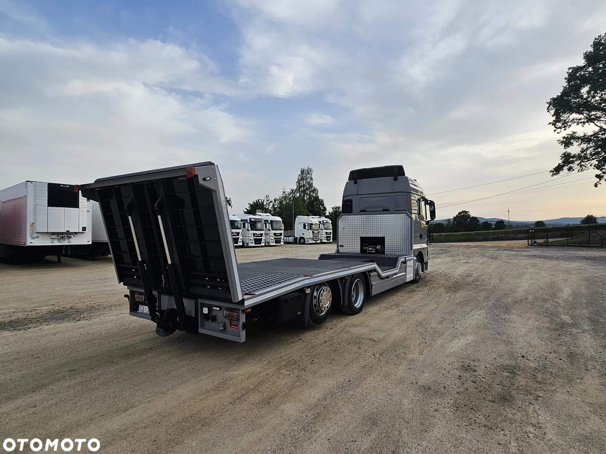MAN TGX 24.460 / LAWETA / RETARDER / OŚ PODNOSZONA - 37