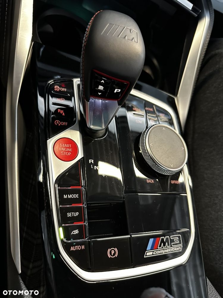 BMW M3 Competition M xDrive - 11