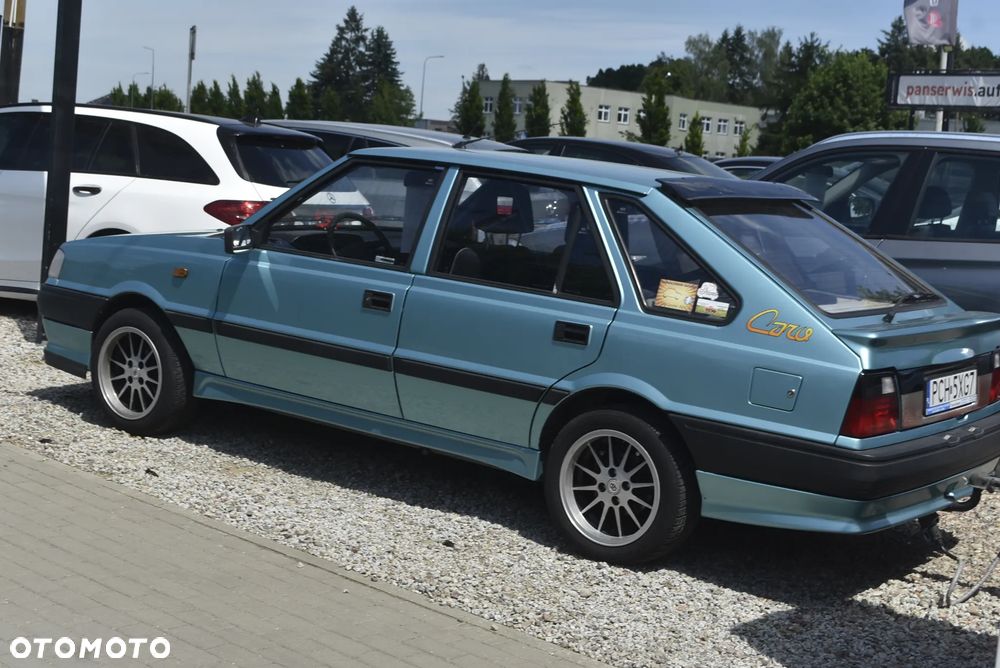 Polonez Caro - 4