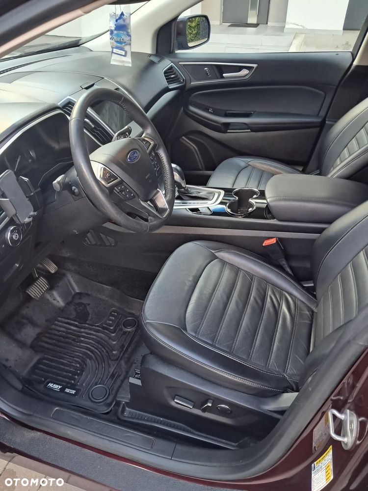 Ford Edge - 5