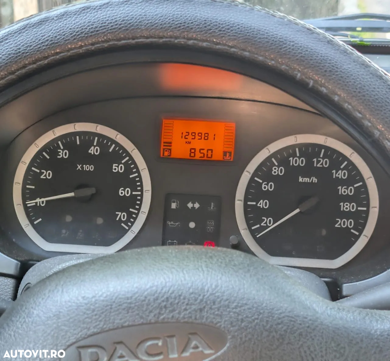 Dacia Logan 1.6 MPI Laureate - 8