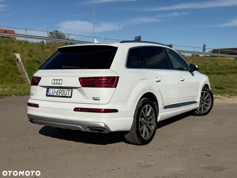 Audi Q7 - 4