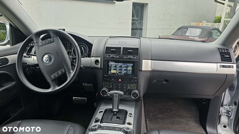 Volkswagen Touareg 6.0 W12 Automatik Sport - 11