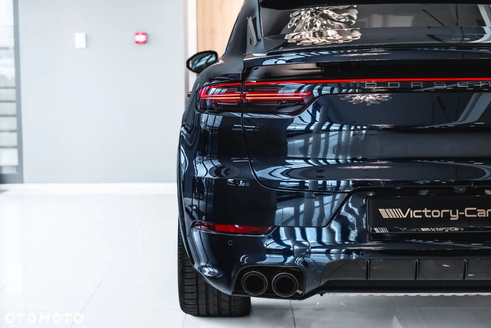 Porsche Cayenne Platinum Edition - 9