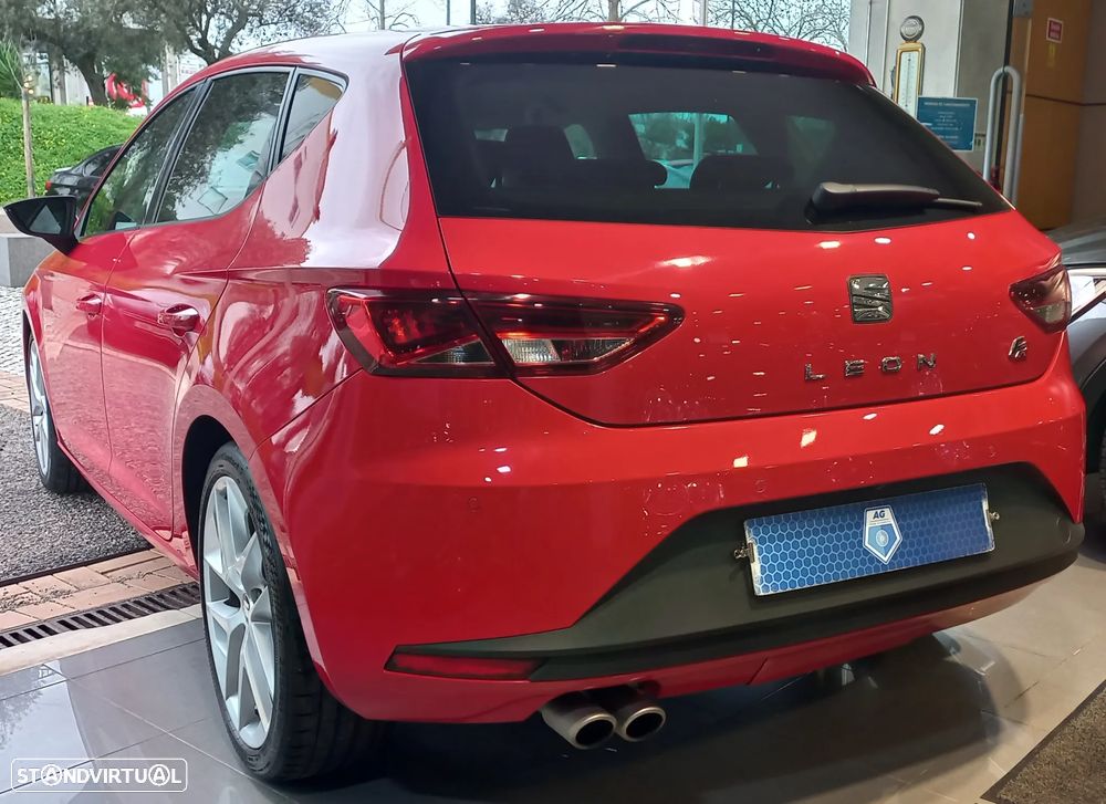 SEAT Leon 2.0 TDI DPF FR - 3