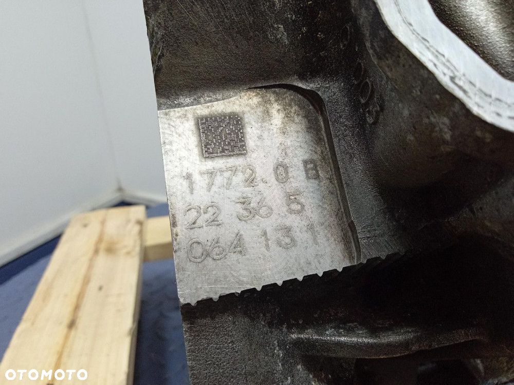 MERCEDES S-KLASA W223 BLOK SILNIKA R1770112900 M176.980 4.0 V8 - 14