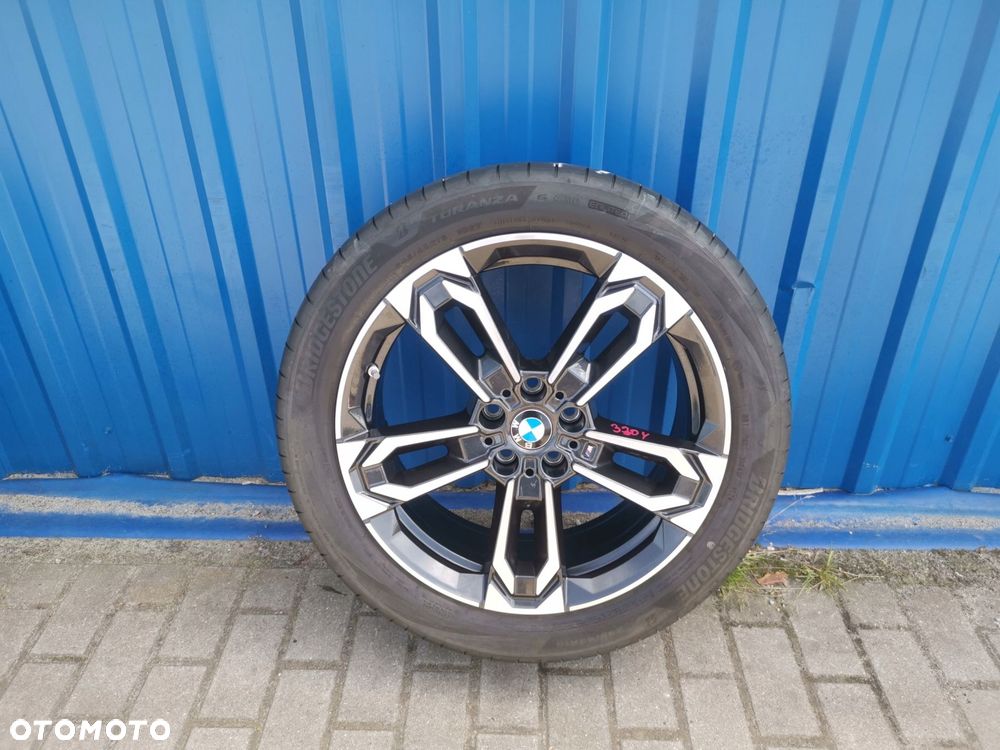 BMW IX1 X1 U11 X2 U10 FELGI ALUFELGI 8J ET46 6898051 OPONY 245/45R19 LATO - 2