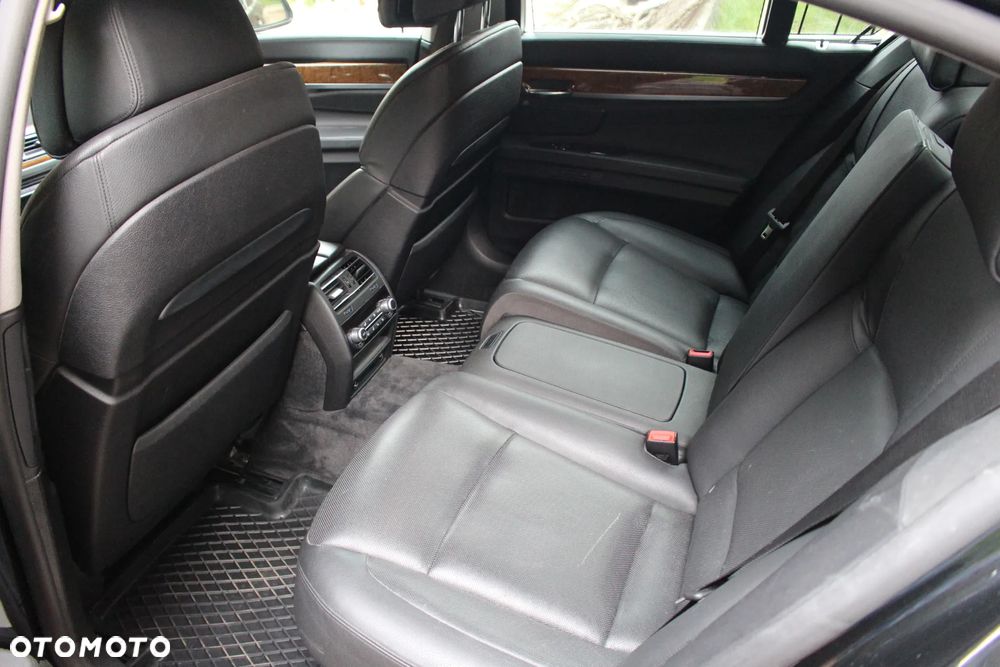 BMW Seria 7 730d - 9