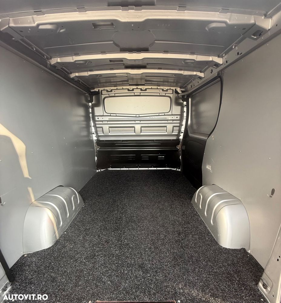 Renault Trafic - 4
