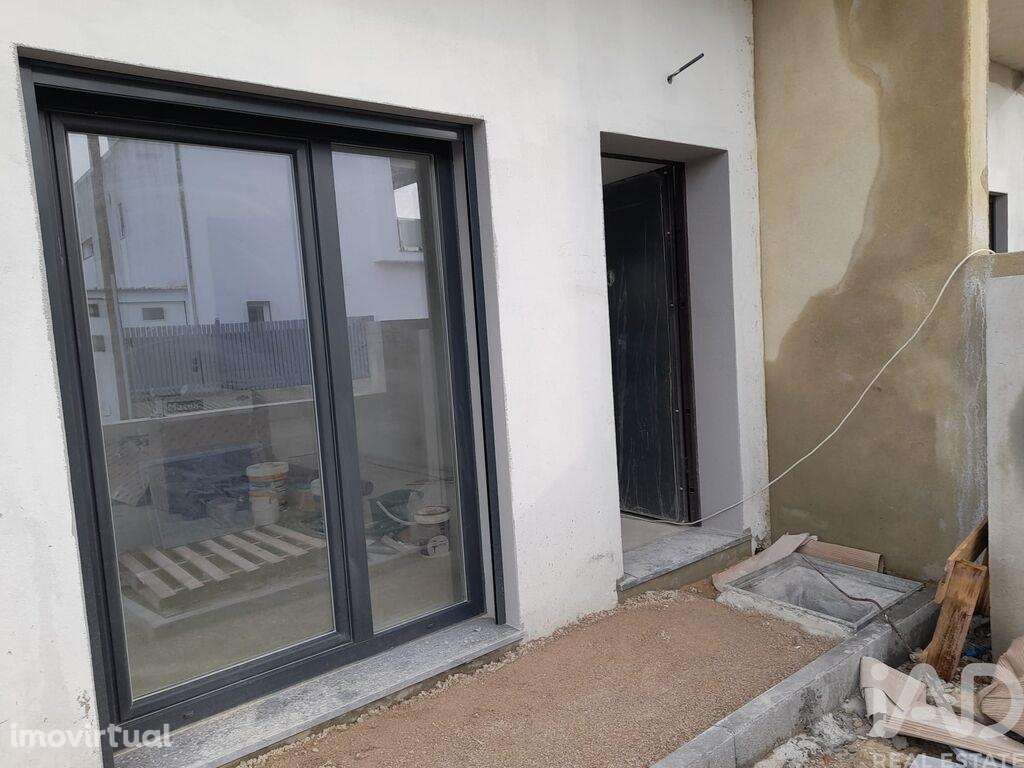 Casa / Villa T4 em Fernão Ferro de 160,00 m2 - Grande imagem: 2/24