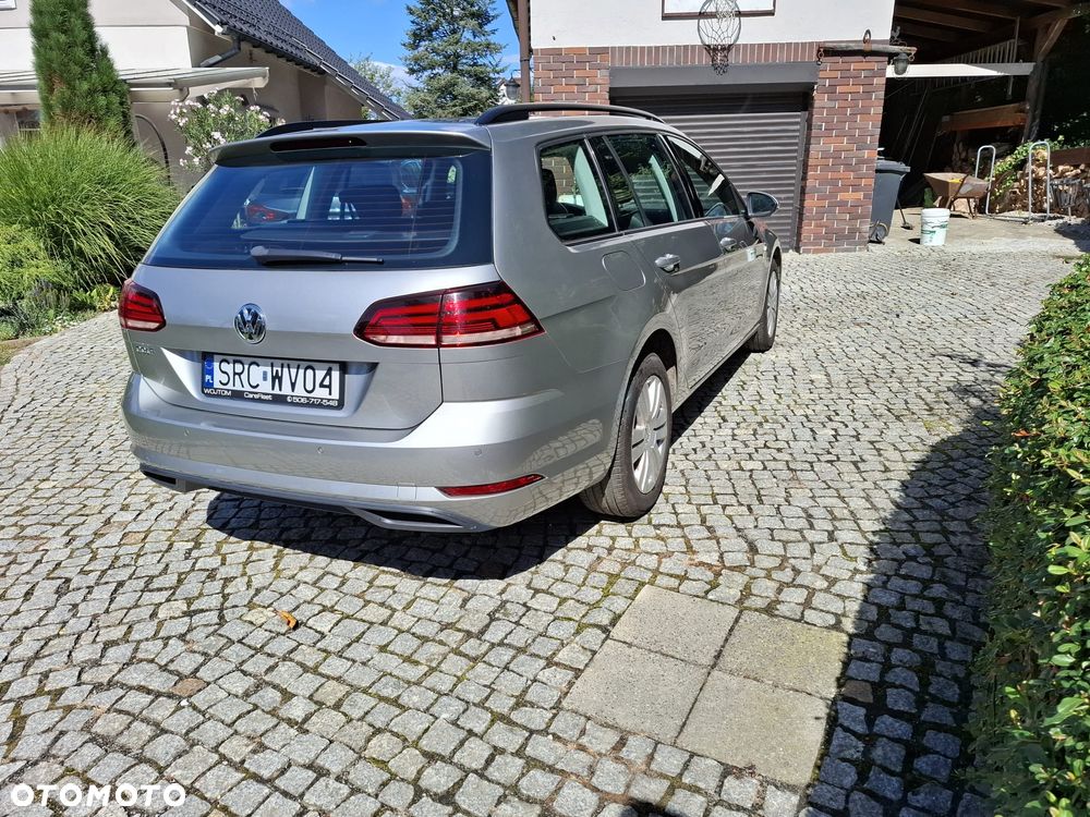 Volkswagen Golf 1.6 TDI BMT Comfortline - 10