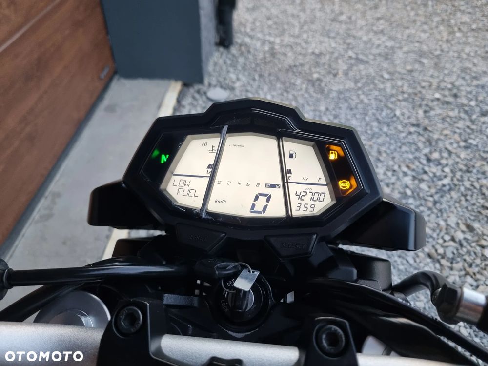 Yamaha MT - 11