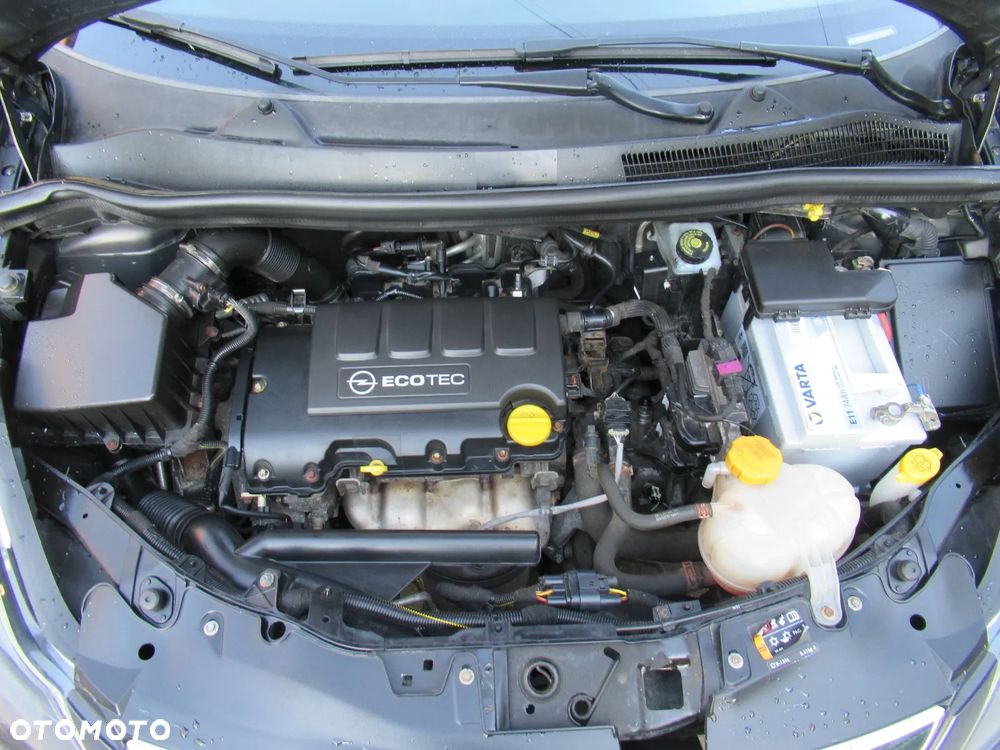 Opel Corsa 1.4 16V Energy - 38