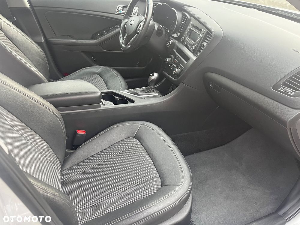 Kia Optima - 17