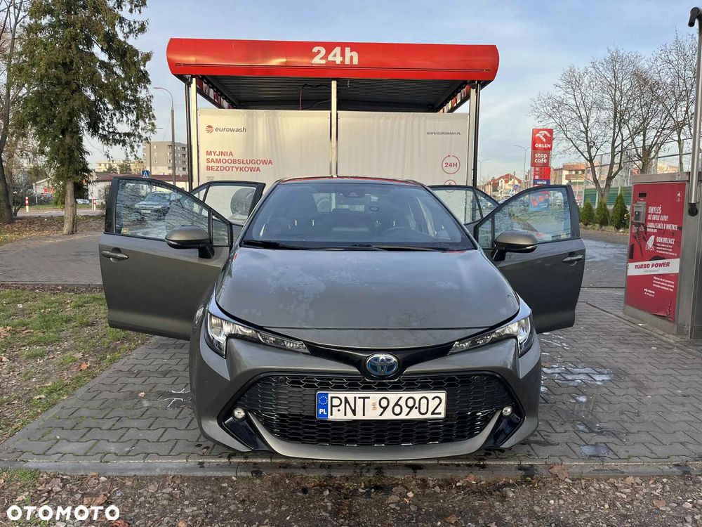 Toyota Corolla 1.8 Hybrid Comfort - 9
