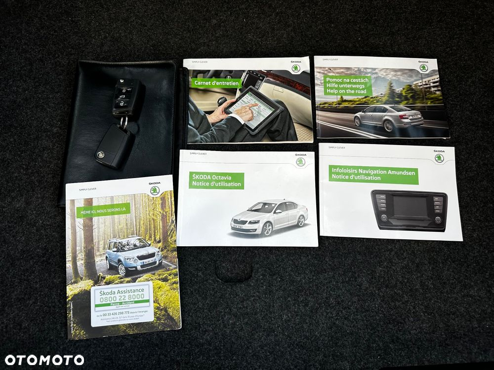 Skoda Octavia 2.0 TDI Ambition DSG - 25