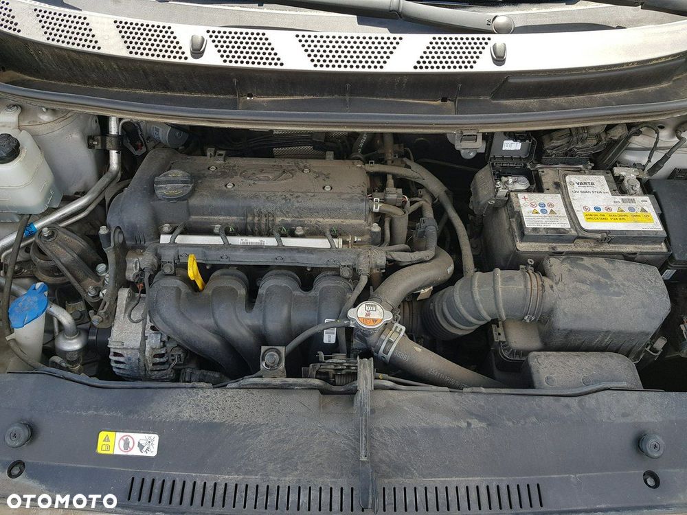 Hyundai ix20 1.6 Comfort - 20