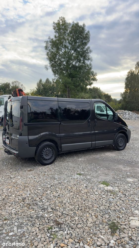 Opel Vivaro Tour - 3