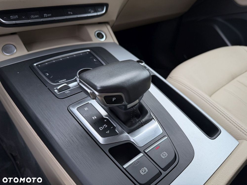 Audi Q5 35 TDI Quattro S tronic - 24