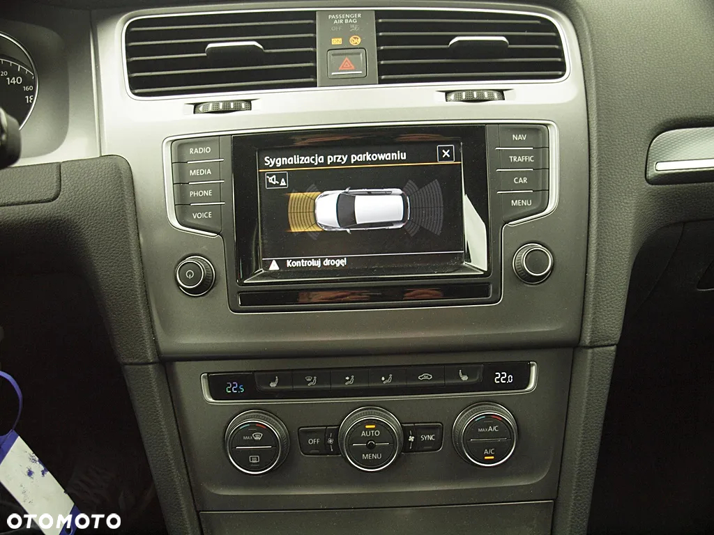 Volkswagen Golf - 17