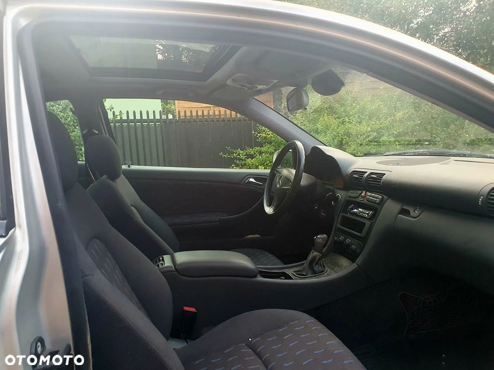 Mercedes-Benz Klasa C 180 - 20