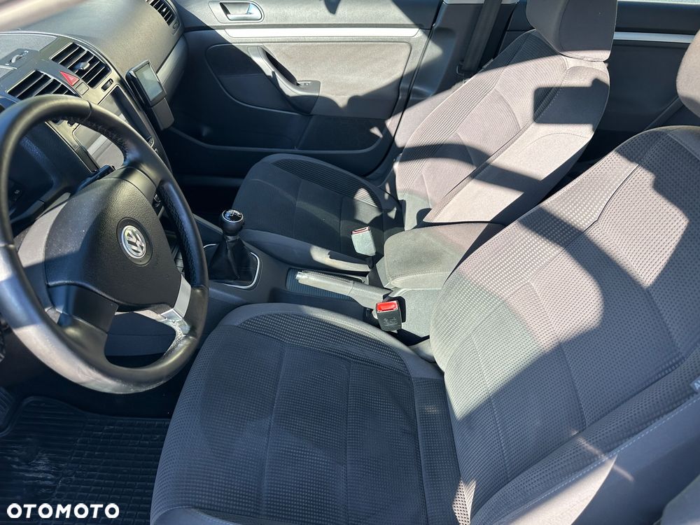 Volkswagen Golf 1.9 TDI DPF Comfortline - 9