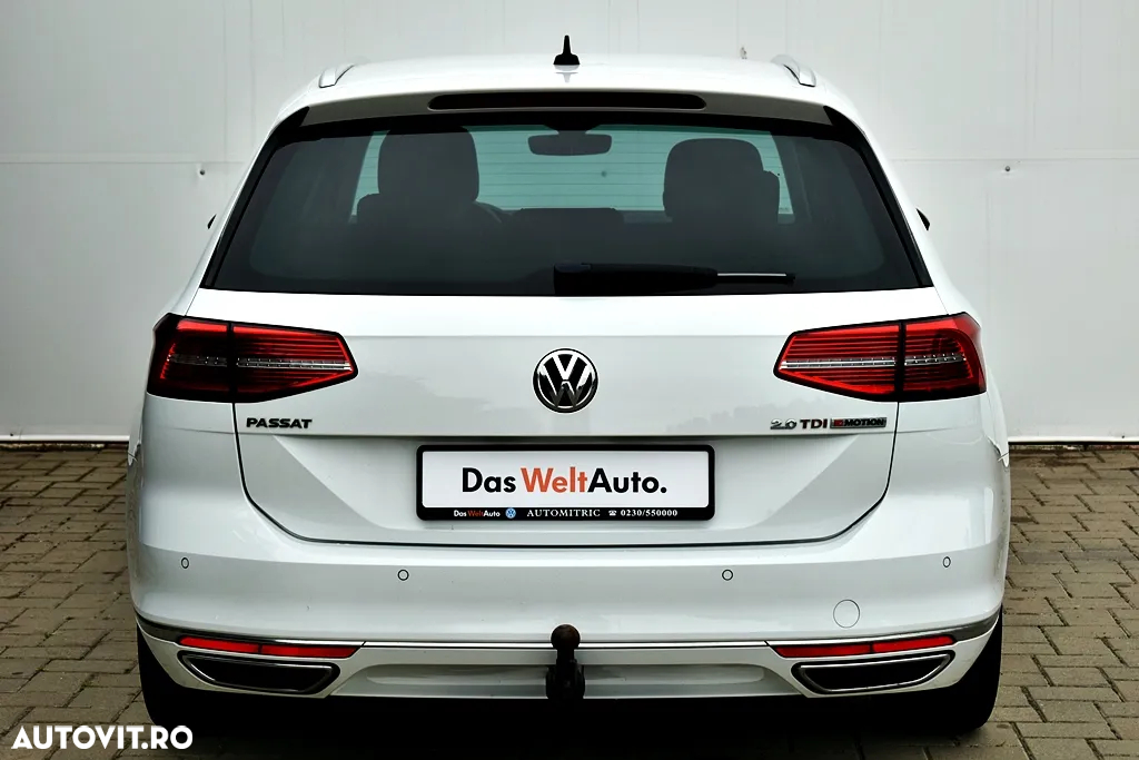 Volkswagen Passat Variant 2.0 BiTDI 4Mot DSG Highline - 4