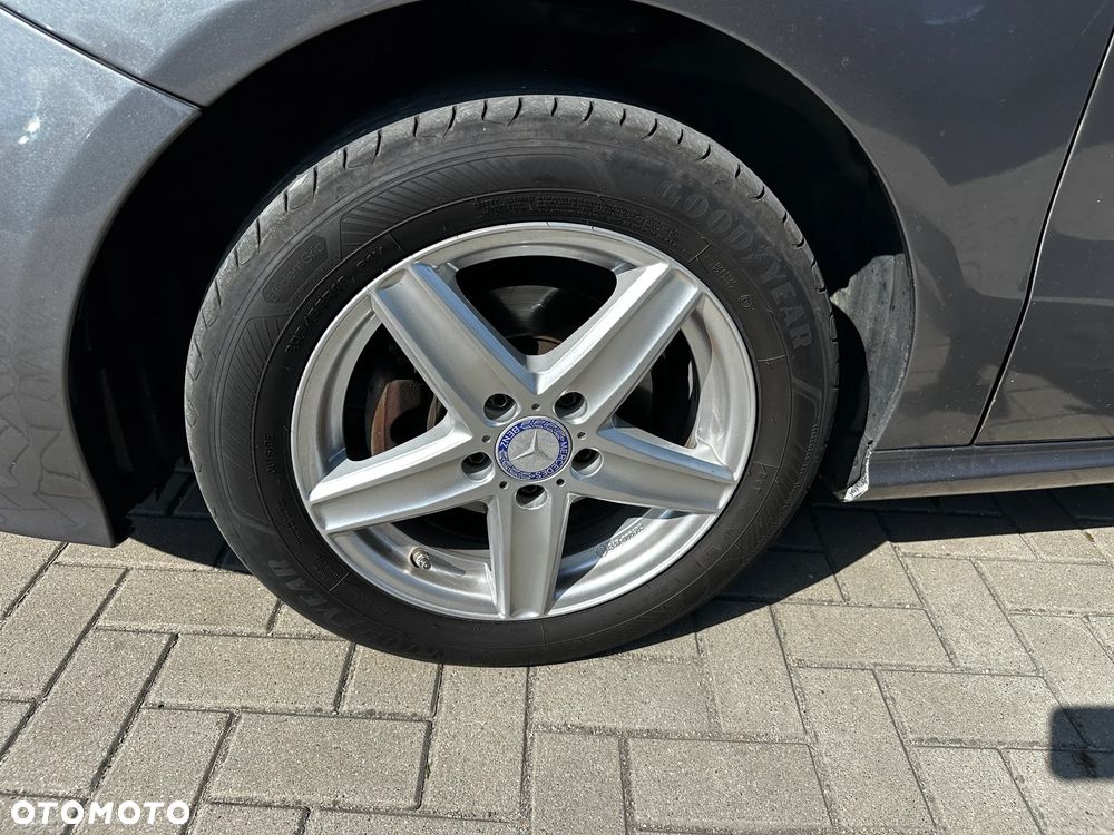 Mercedes-Benz Klasa B - 31