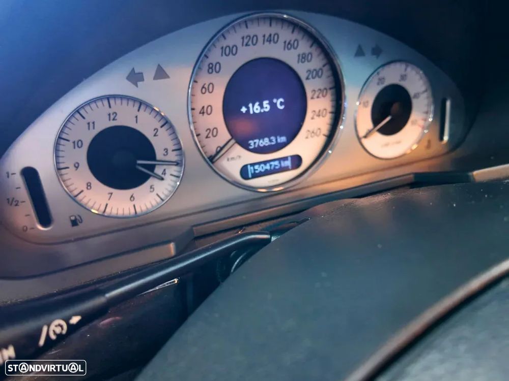 Mercedes-Benz E 220 - 10