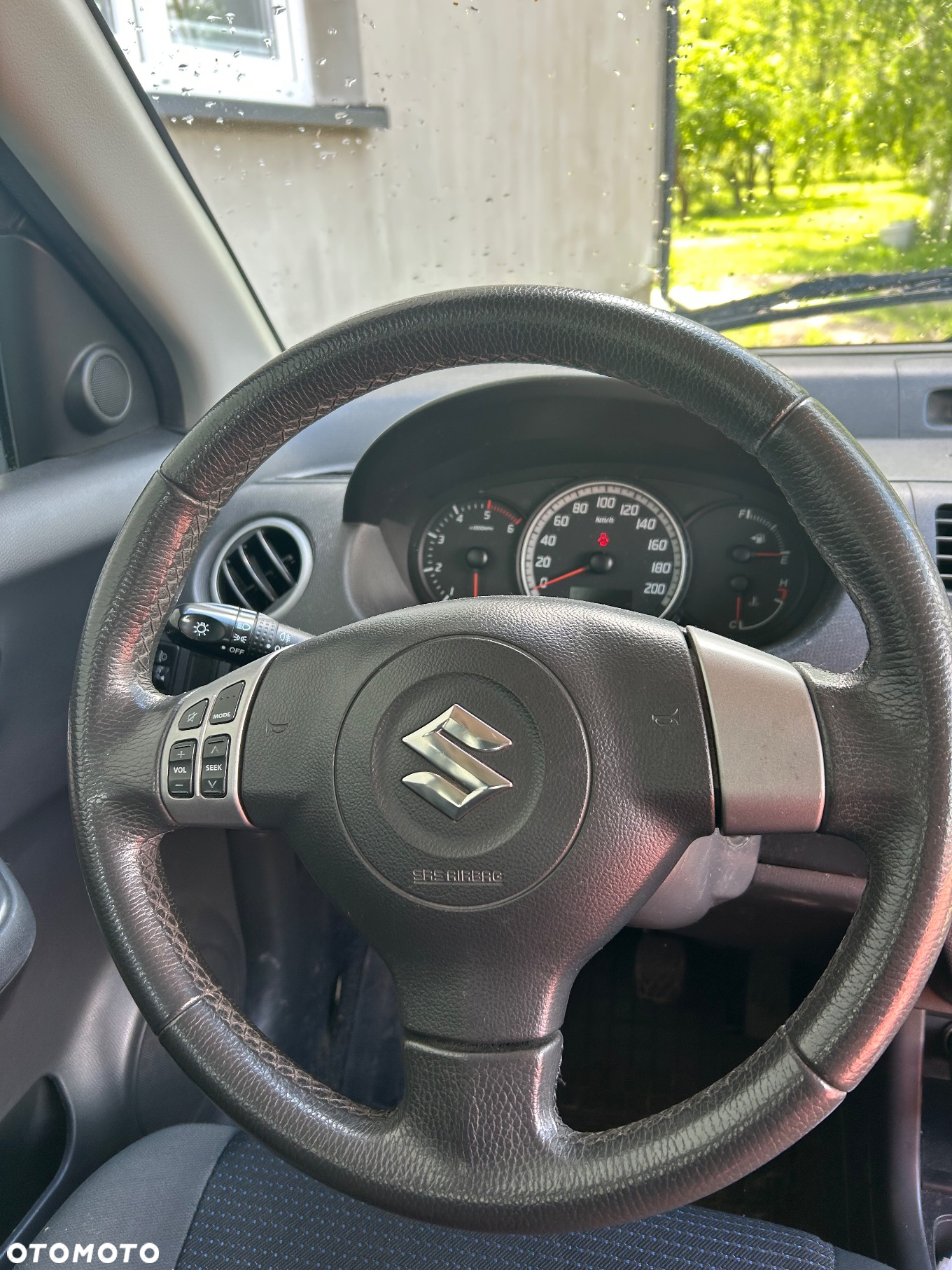 Suzuki Swift 1.3 DDiS GLX / Comfort - 9