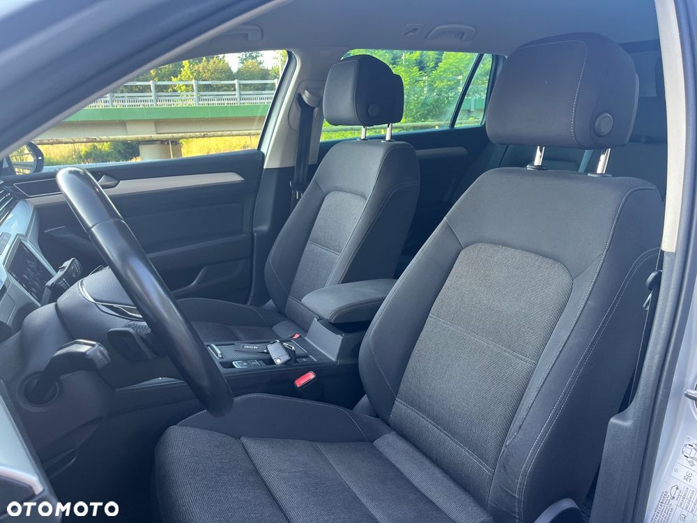 Volkswagen Passat 2.0 TDI BMT Comfortline DSG - 9