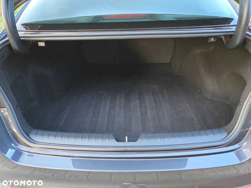 Kia Optima 1.7 CRDI M - 17