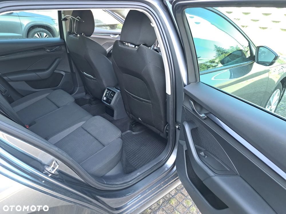 Skoda Octavia 2.0 TDI Ambition - 19