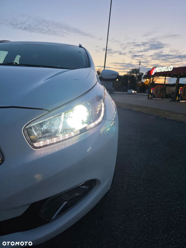 Kia Ceed 1.6 GDI L Business Line - 11