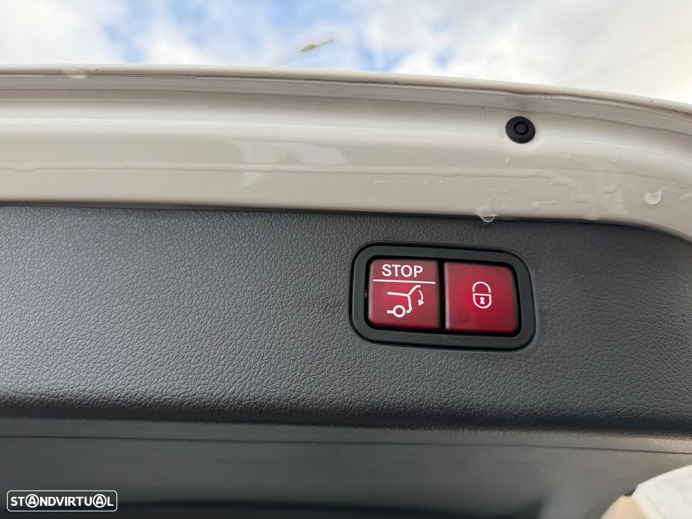 Mercedes-Benz C 220 Station d 9G-TRONIC 4Matic AMG Line - 47