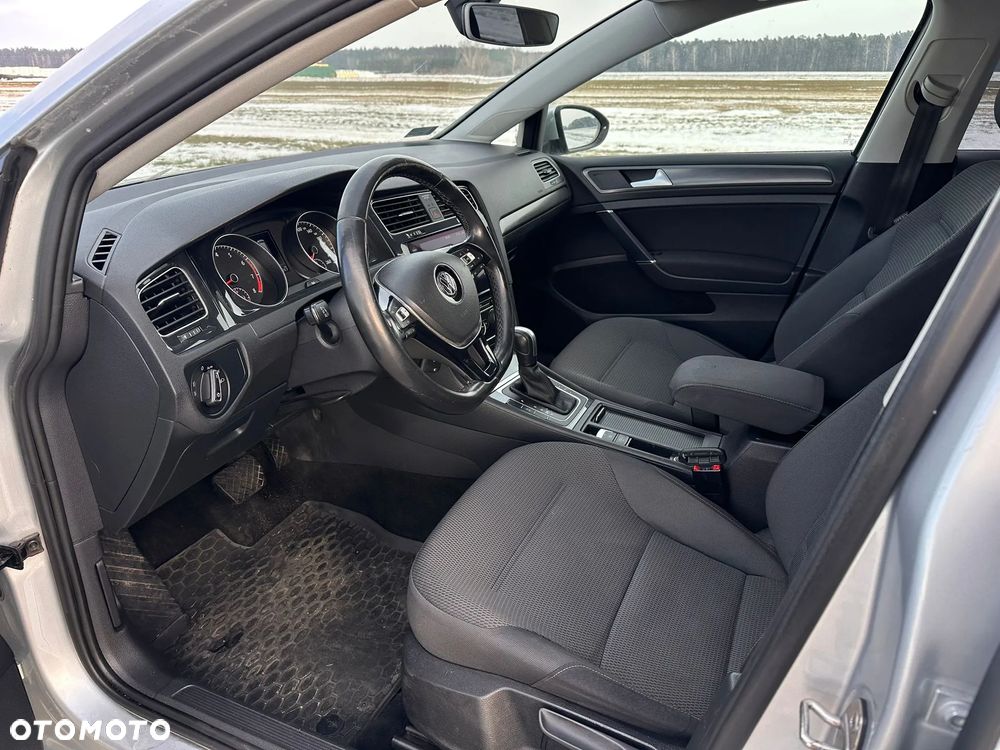 Volkswagen Golf 1.5 TSI BMT Evo Comfortline DSG - 10