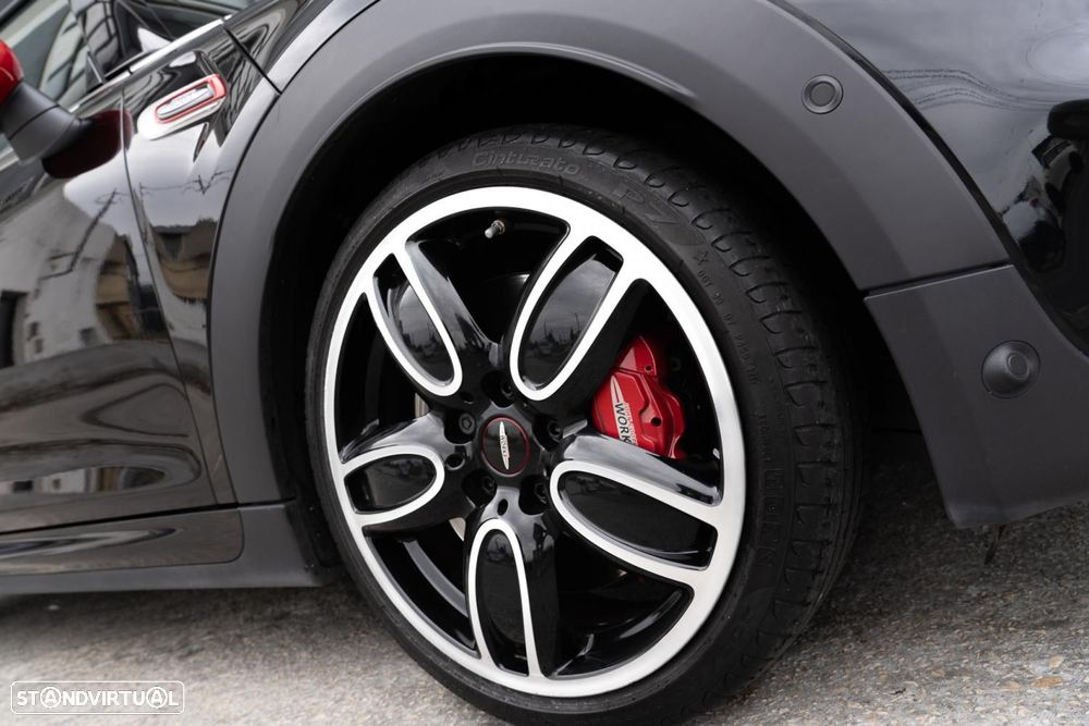 MINI 3 Portas John Cooper Works Auto Desportiva - 18