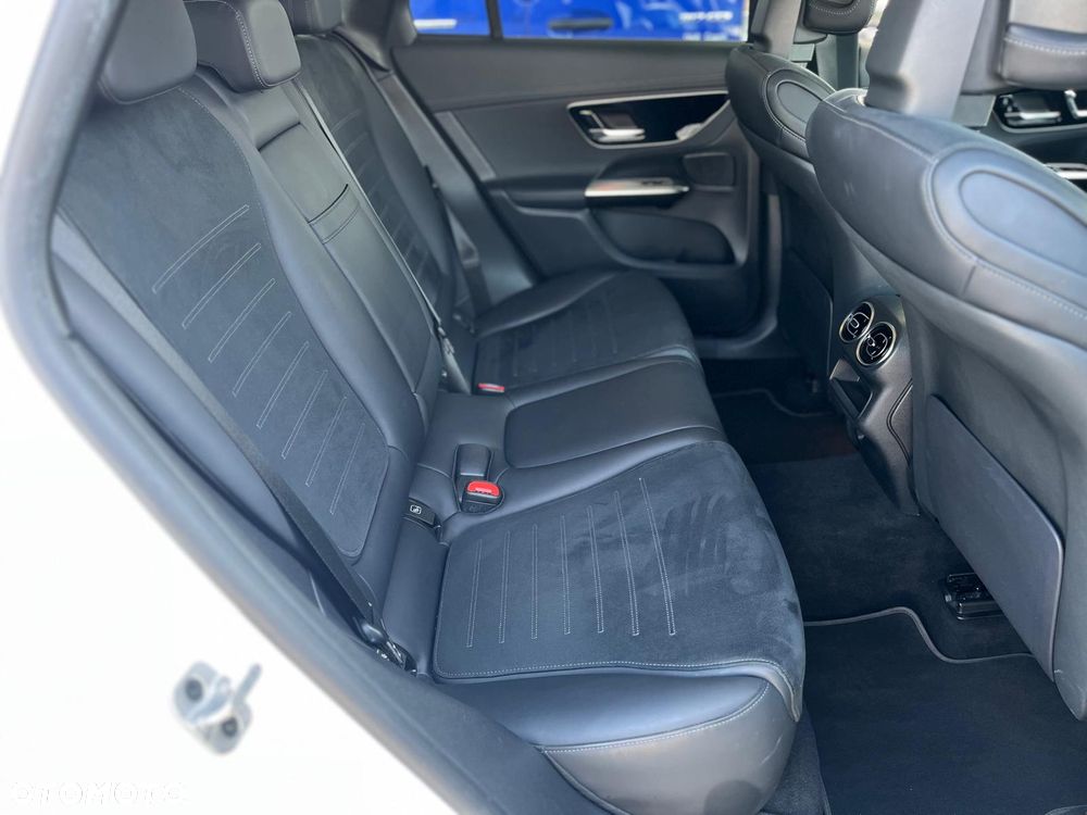 Mercedes-Benz GLC 300 e 4-Matic AMG Line - 15