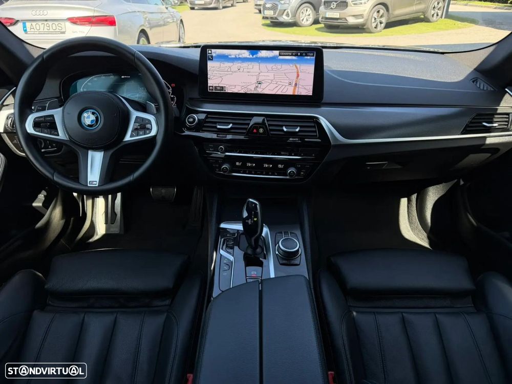 BMW 520 e Pack M - 26