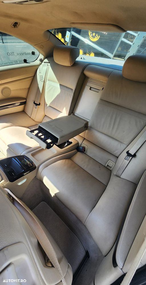 BMW Seria 3 - 12