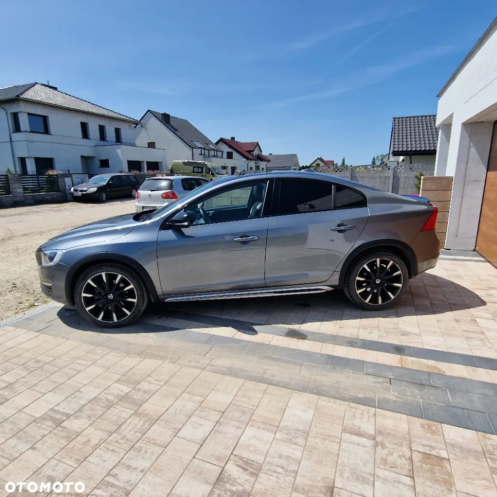 Volvo S60 CC D4 Drive-E Summum - 3