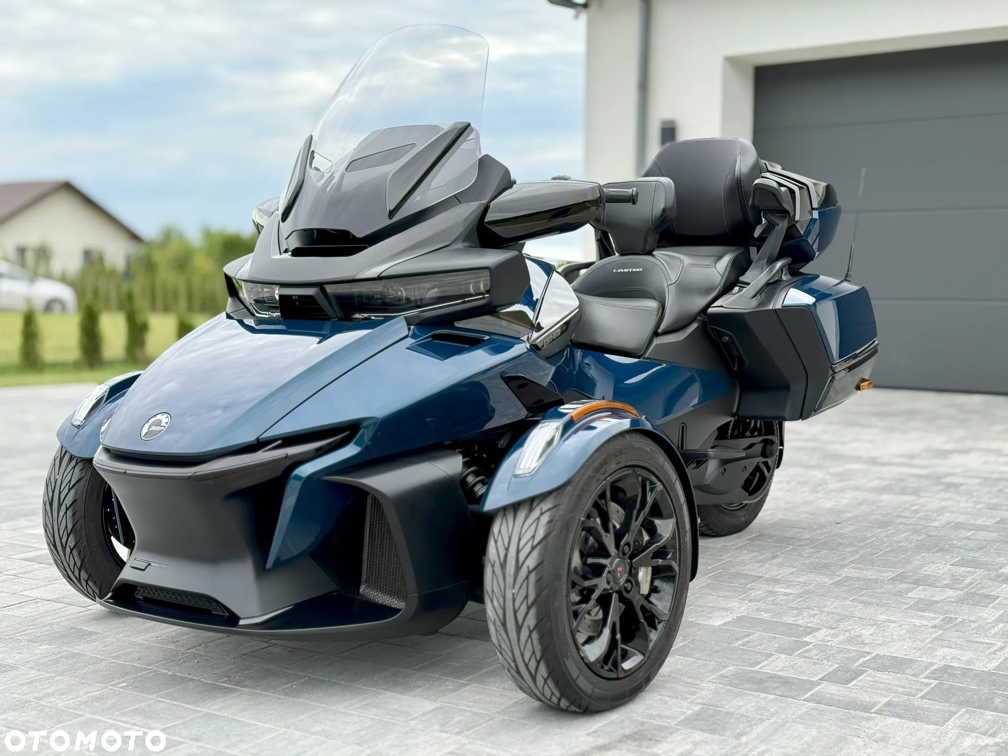 Can-Am Spyder - 20