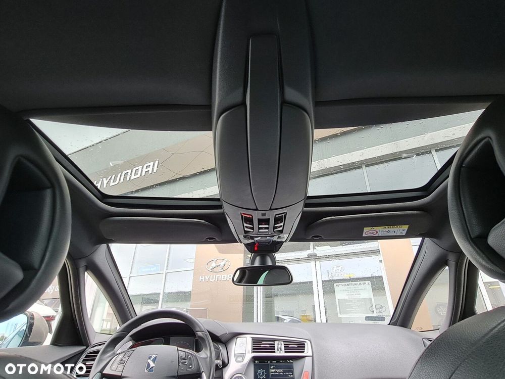 Citroën DS5 1.6 BlueHDi SoChic - 16