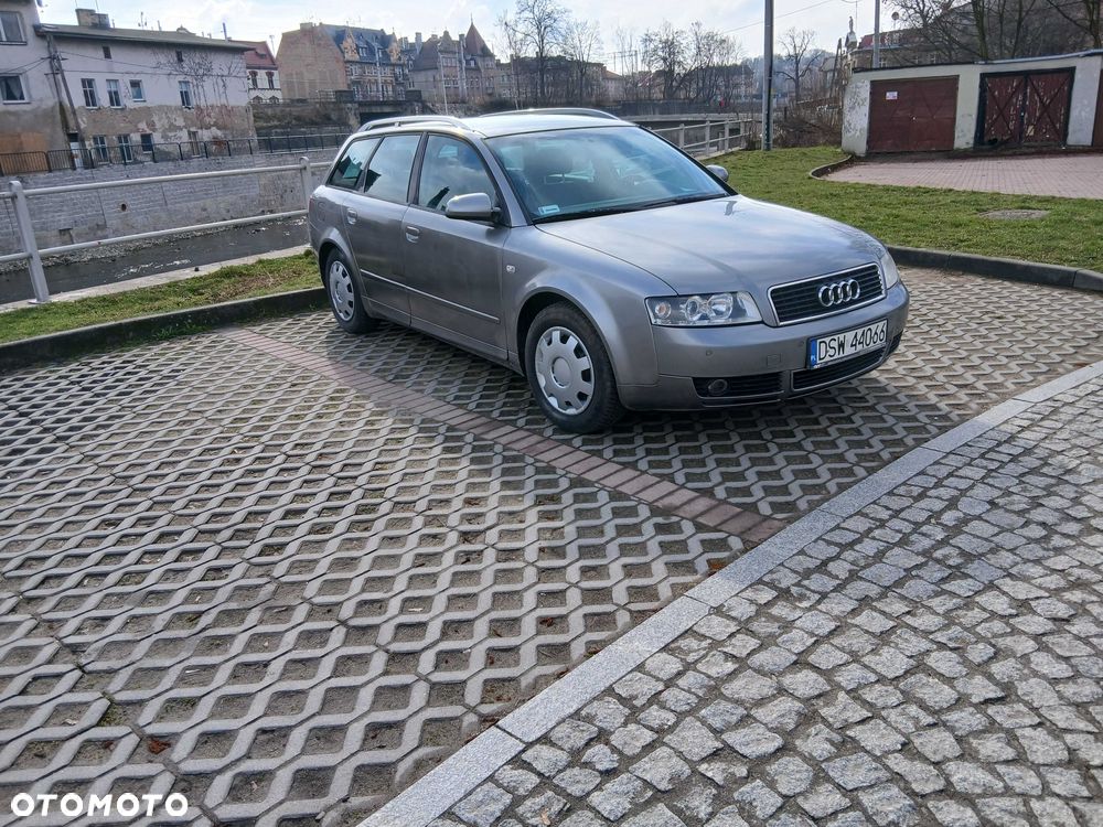 Audi A4 Avant - 2