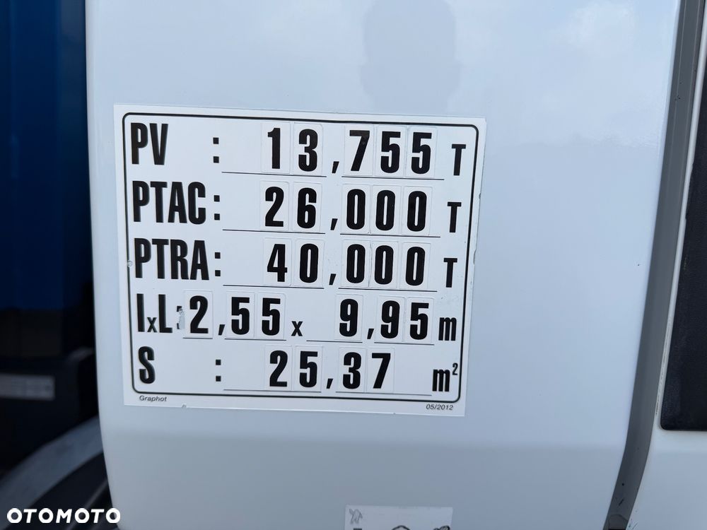 Renault Premium Lander 380 6x4 - 30
