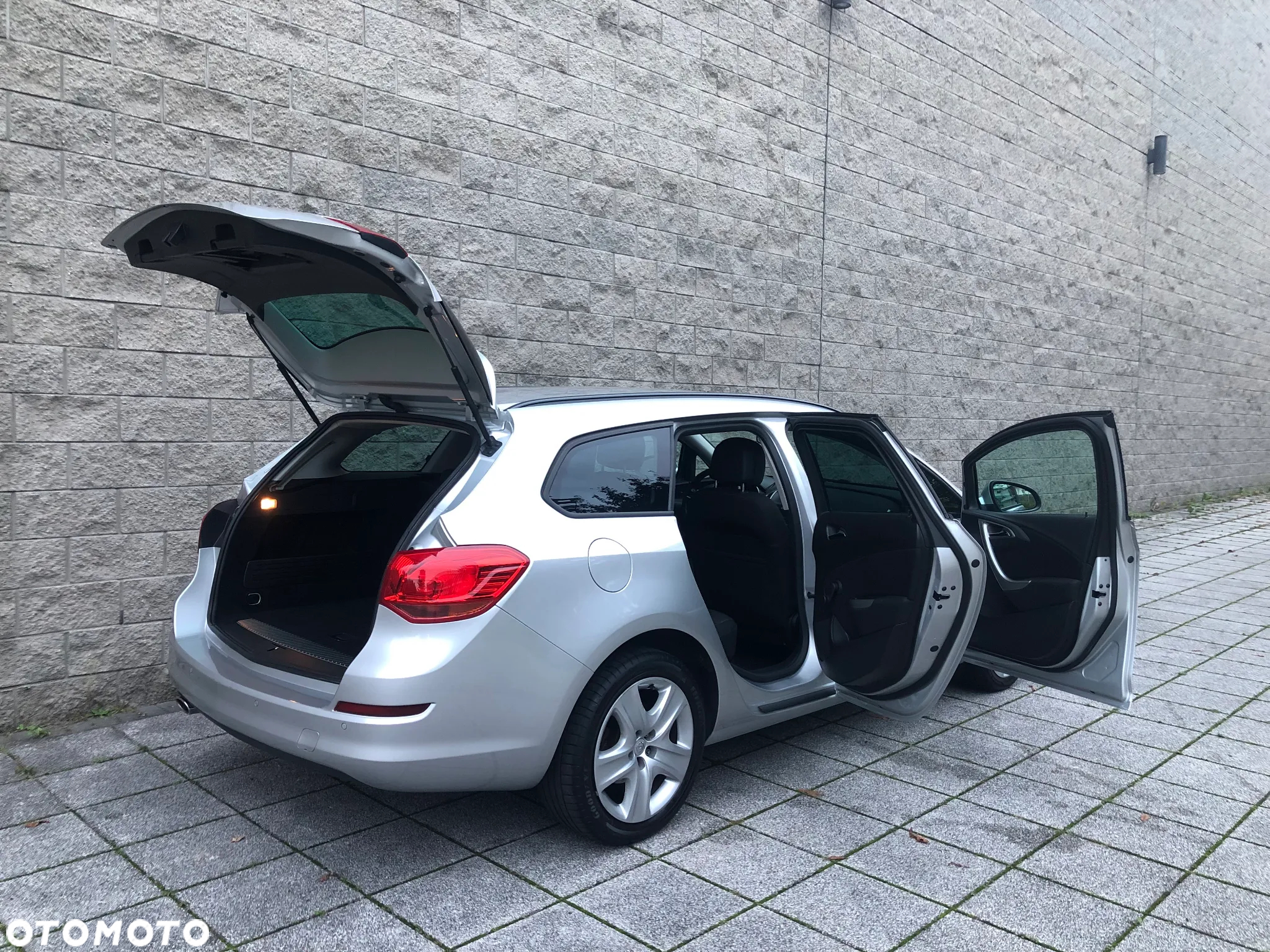 Opel Astra 1.4 Turbo Design Edition - 25