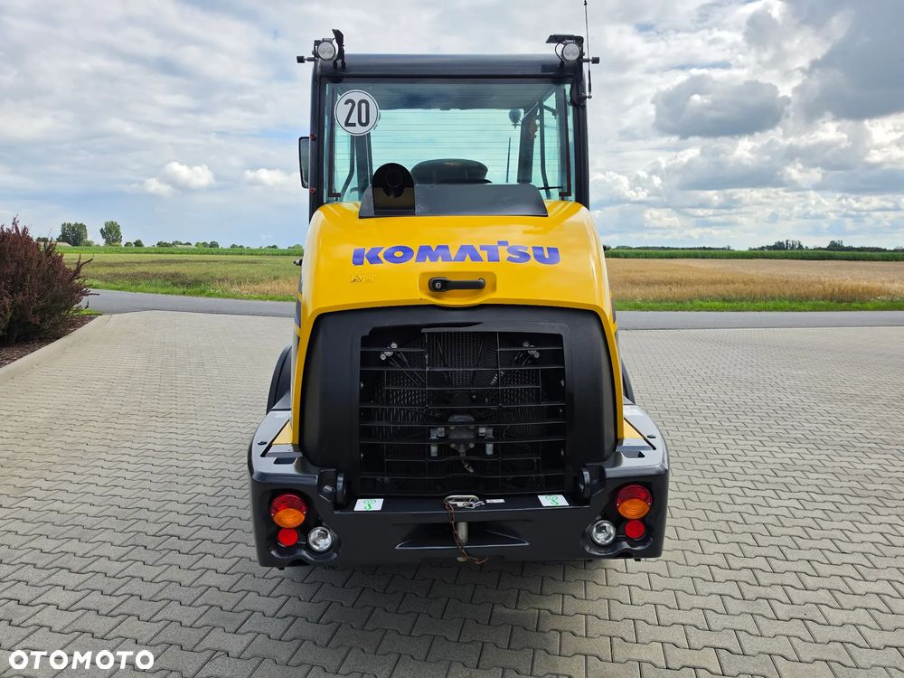 Komatsu WA70M-8E0 NOWY MODEL SPROWADZONA Z DE  2200 MTG SUPER STAN !!! - 6