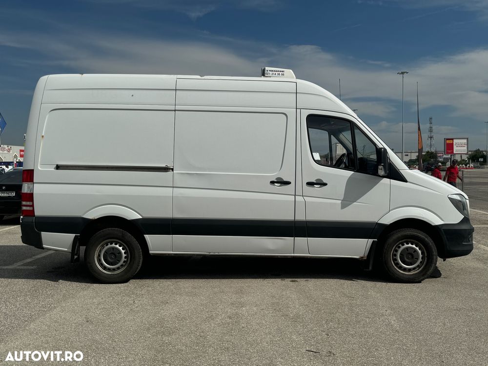 Mercedes-Benz Sprinter - 4