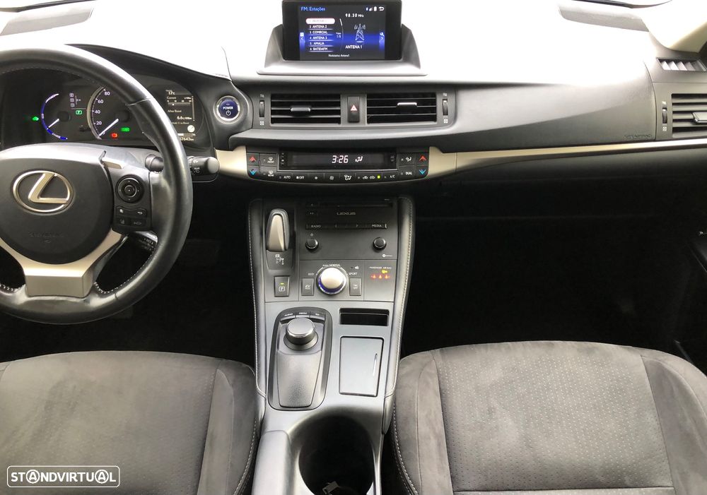 Lexus CT 200h Executive - 22